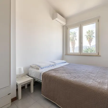 Borghi Piscina By Interhome בית נופש