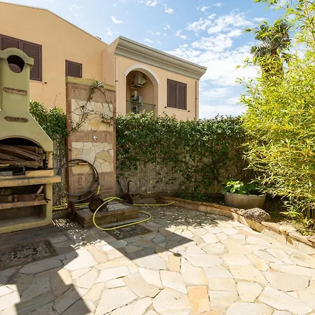 بيت للعطل Borghi Piscina By Interhome فيلاّسيمِيوس