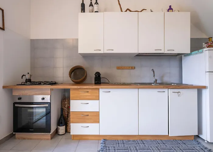 Borghi Piscina By Interhome 빌라시미우스